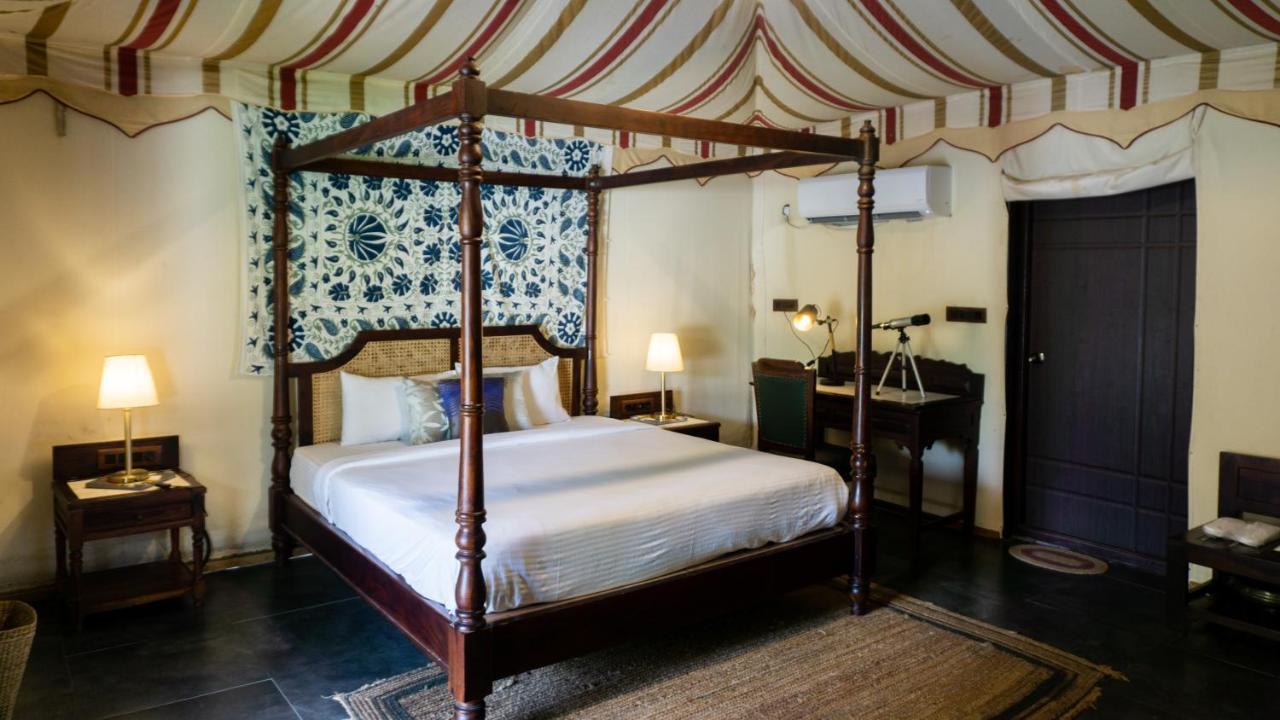 16 Bedouin Hotell Hosūr Eksteriør bilde
