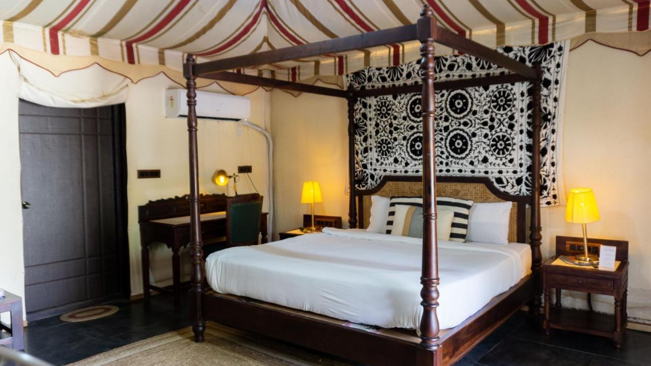 16 Bedouin Hotell Hosūr Eksteriør bilde